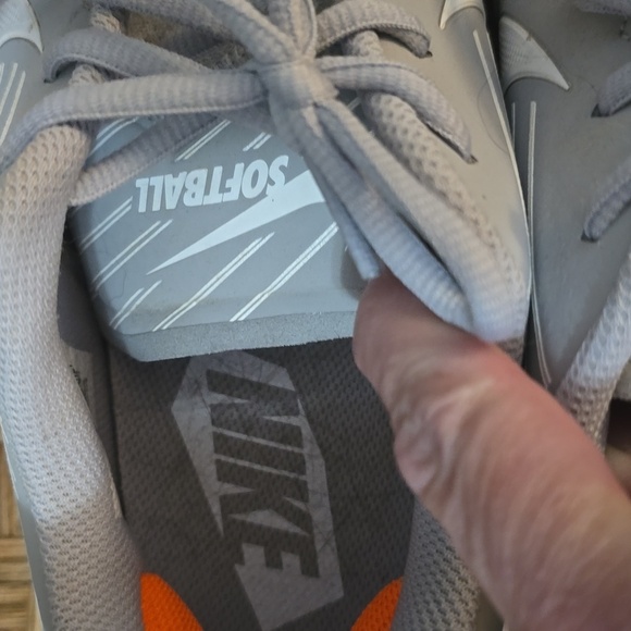 NWT Nike Softball cleats (Adult) - Picture 2 of 4